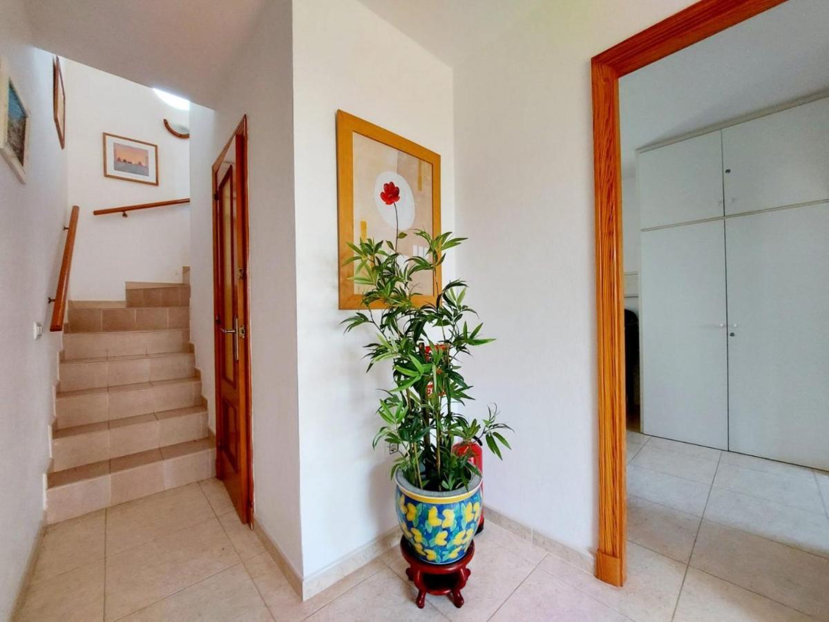 Villa Limon Cala Blanca  Exterior photo